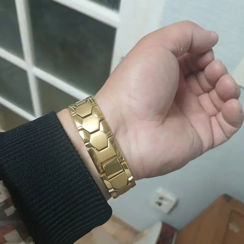 [BUNJANG] Magnetic Therapy Bracelet (Gold Tone) / 자석 팔찌(새 상품)11,2입니다.