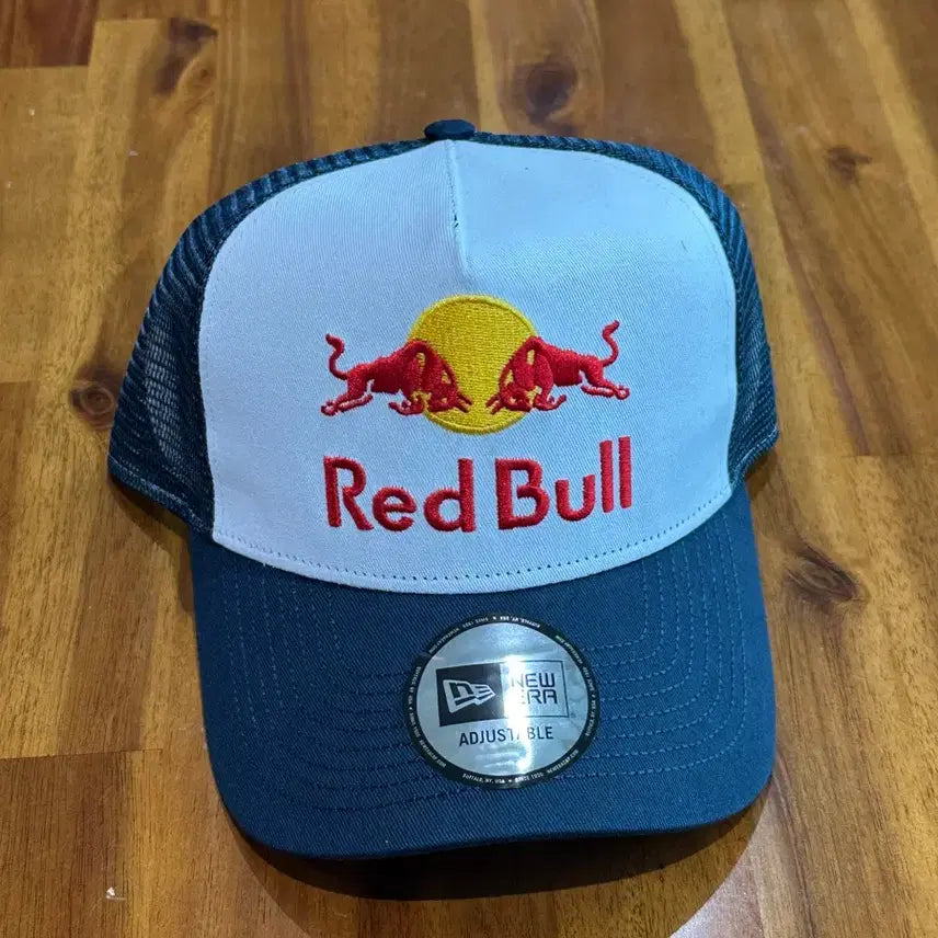 [BUNJANG] New Era Red Bull Trucker Cap White/Navy / 뉴에라 레드불 트래커캡 화이트/네이비