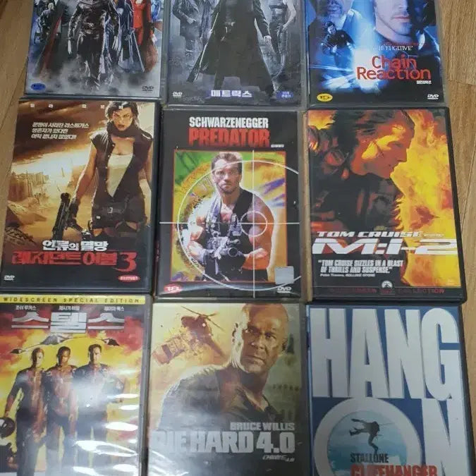 [BUNJANG] Movie DVD Collection: The Matrix, Die Hard, and More / DVD 영화 모음 (매트릭스, 다이하드 등)