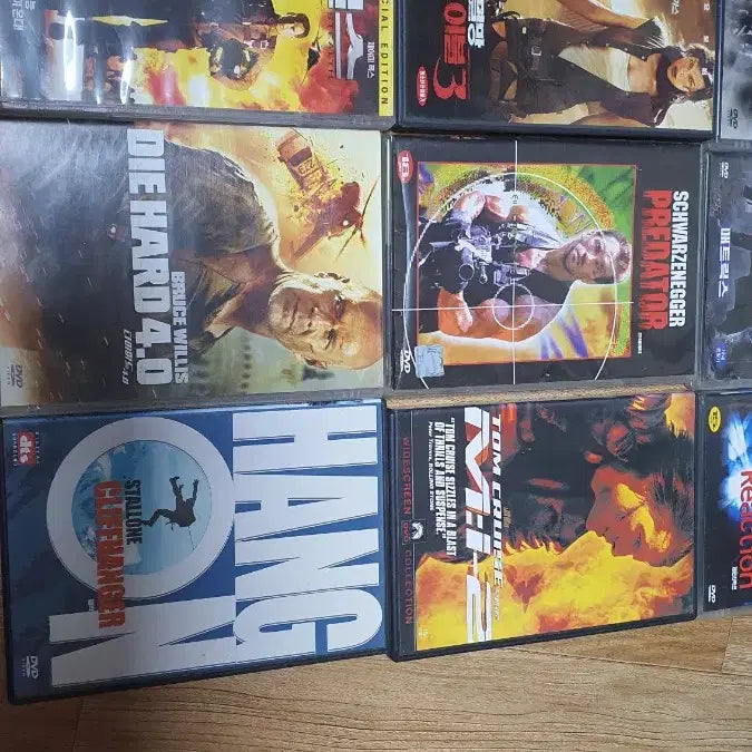 [BUNJANG] Movie DVD Collection: The Matrix, Die Hard, and More / DVD 영화 모음 (매트릭스, 다이하드 등)