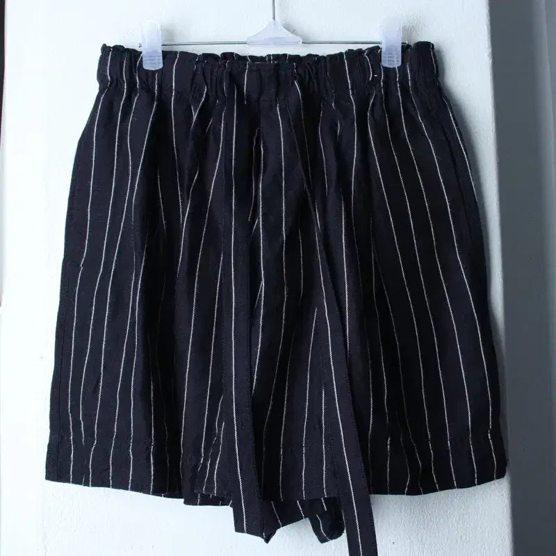 [BUNJANG] Uniqlo JW Anderson Collaboration Banding Shorts Navy / W(M) 유니클로 반바지 팬츠 JW앤더슨 협업 밴딩 네이비-2639