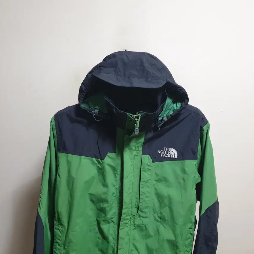 [BUNJANG] The North Face Hooded Windbreaker Jumper / 노스페이스 후드바람막이점퍼/100