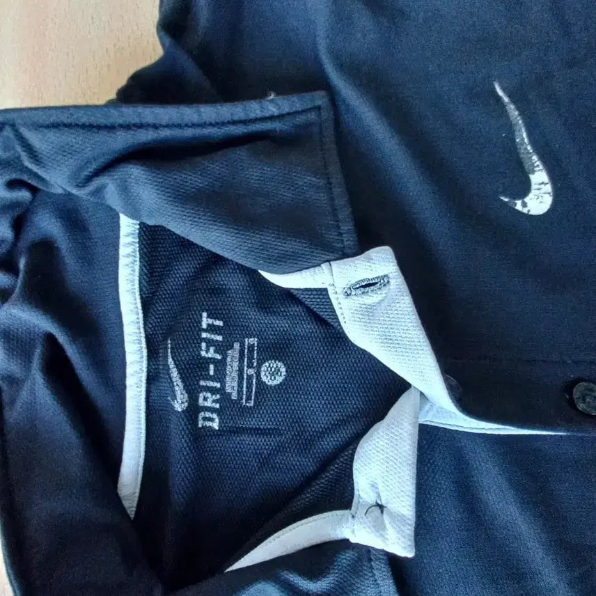 [BUNJANG] Nike Black Short-Sleeve Polo Shirt / 나이키 반팔 폴로 셔츠