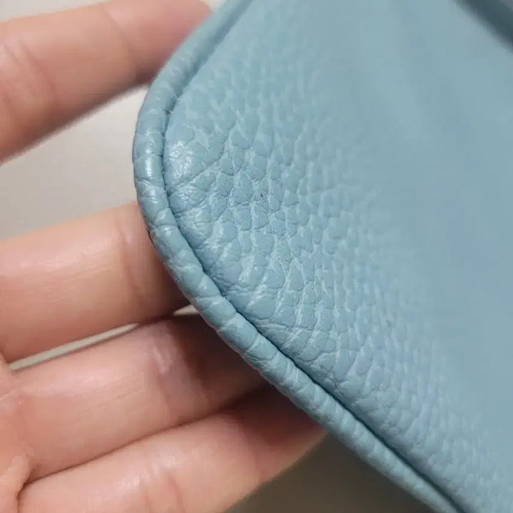 [BUNJANG] KUHO Sky Blue Leather Clutch Bag / KUHO 구호 하늘색 클러치 백