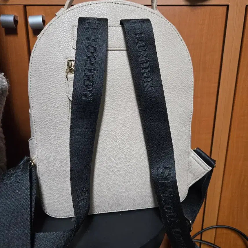 [BUNJANG] Saint Scott Beige Backpack / (새거)세인트스코트 베이지색 백팩