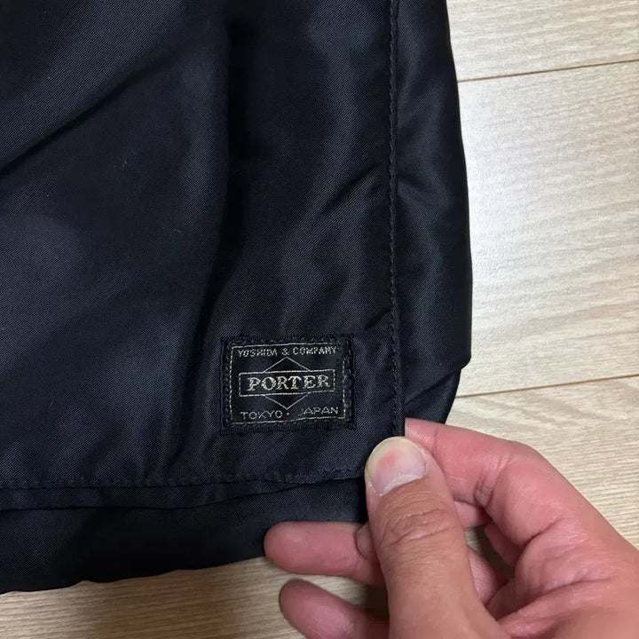 [BUNJANG] Yoshida Porter Helmet Bag S (No Shoulder Strap Version) / 요시다포터 porter 헬멧백 S (어깨끈 없는 버전)