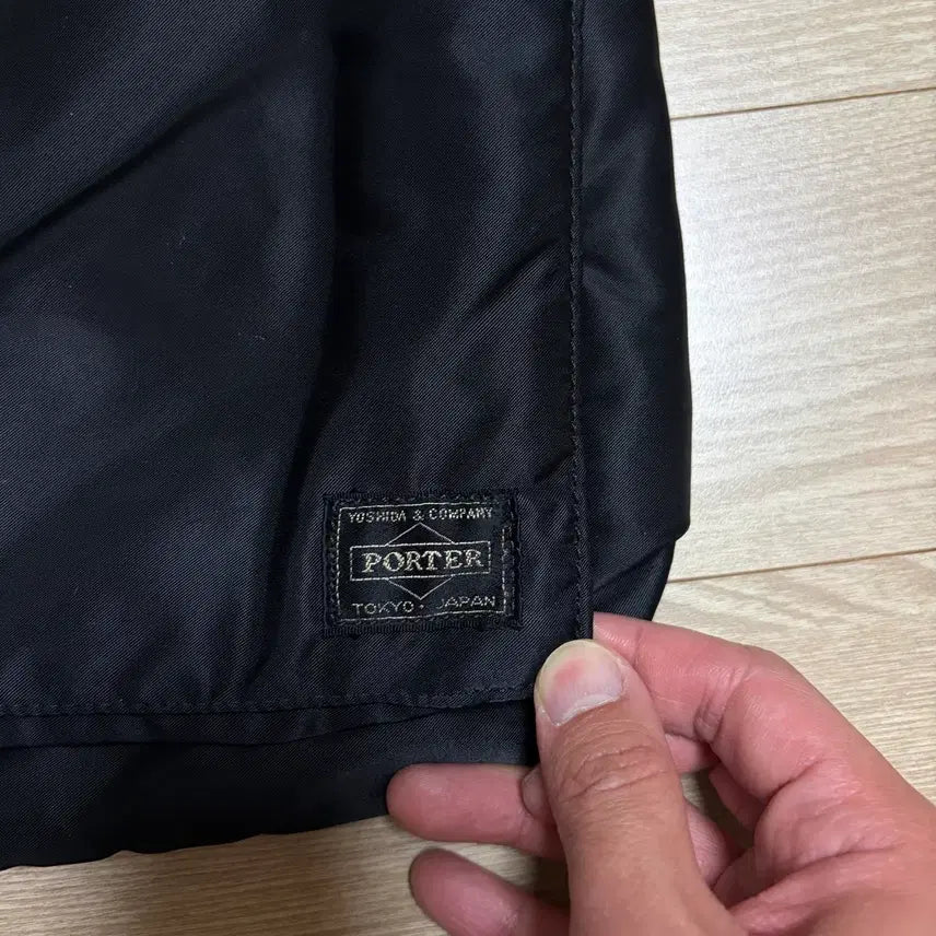 [BUNJANG] Yoshida Porter Helmet Bag S (No Shoulder Strap Version) / 요시다포터 porter 헬멧백 S (어깨끈 없는 버전)