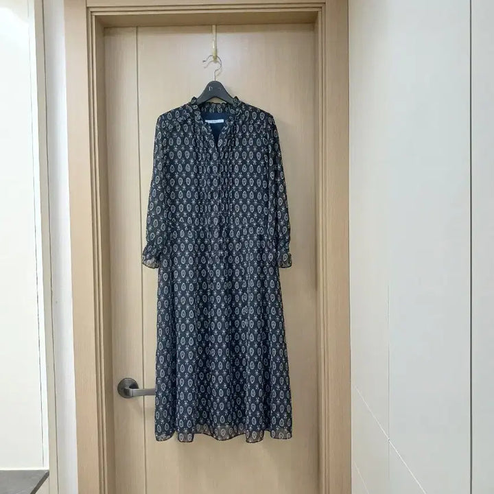 [SOLD OUT] BCBG 쉬폰 원피스