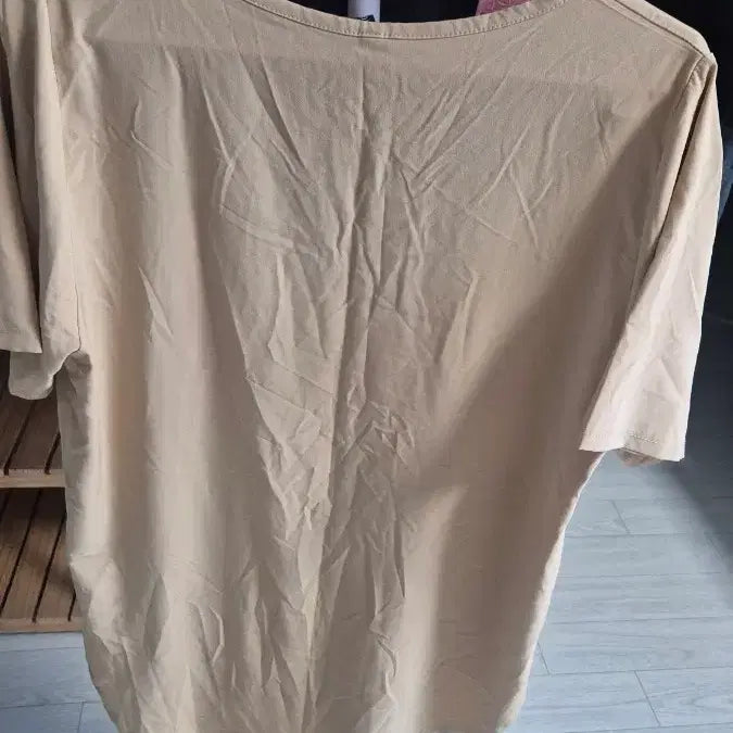[BUNJANG] Beige Pocket Asymmetrical Short Sleeve T-Shirt / 베이지 포켓 언발 반팔티