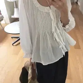 [BUNJANG] Maybe Baby Shirring Long Sleeve Blouse White / 메이비베이비 셔링 긴팔 블라우스 화이트