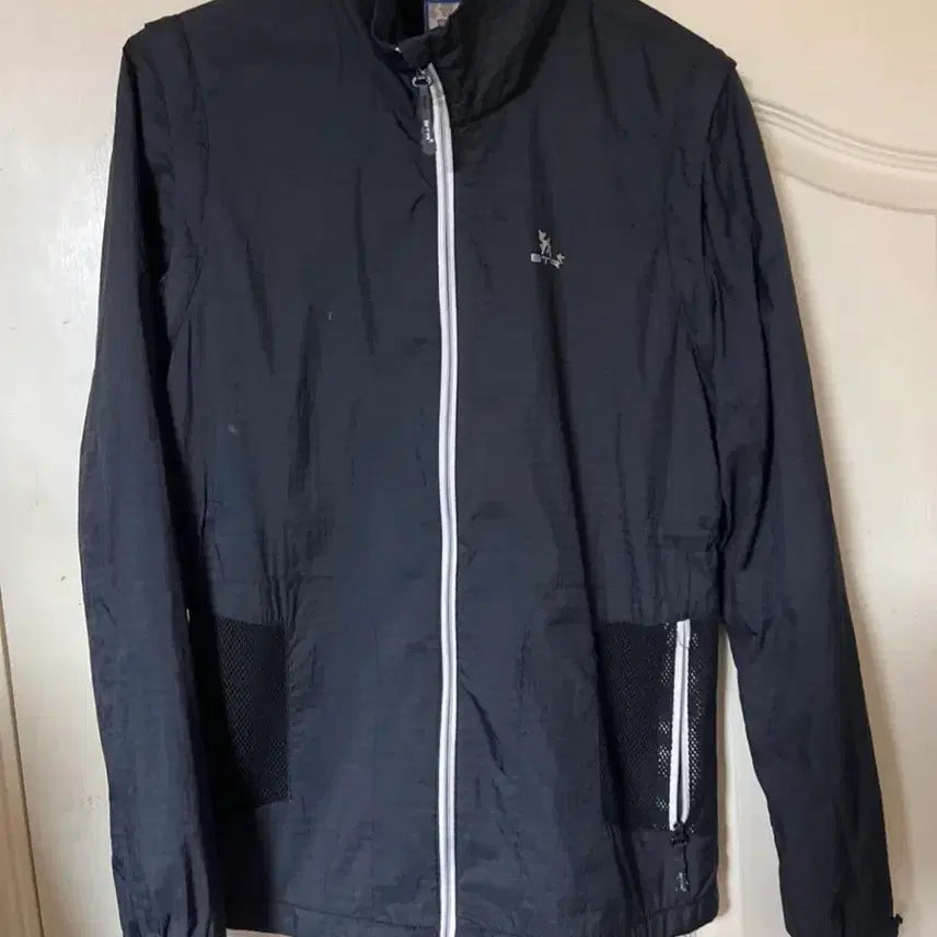 [BUNJANG] BTR Windbreaker Jacket Black / BTR 바람막이 자켓 블랙