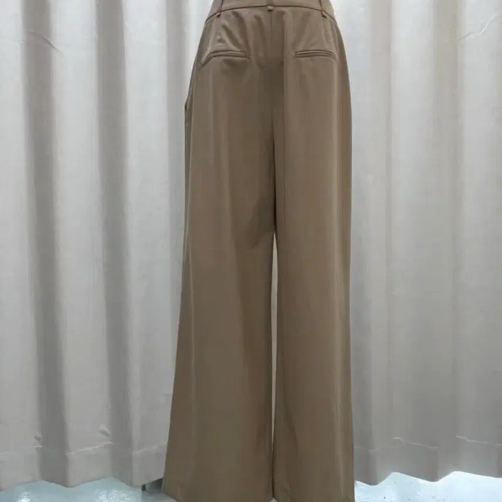 [BUNJANG] MICHAA Beige Wide Leg Slacks Pants Size 66 (New Condition) / 네고사절 24년미샤(MICHAA) 베이지 와이드 슬랙스 팬츠 66 / 새