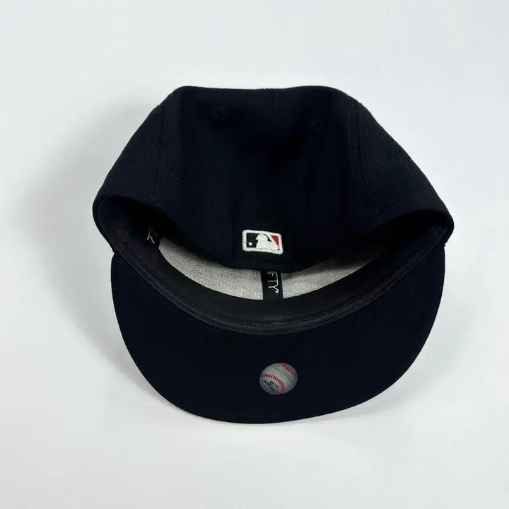 [BUNJANG] New Era 59FIFTY Character Sized Cap Black / (57.7) 뉴에라 59FIFTY 캐릭터 사이즈캡 블랙