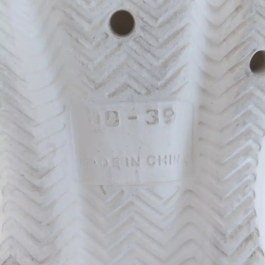 [BUNJANG] Ivory Flower Decor Slippers / 아이보리 꽃 장식 슬리퍼