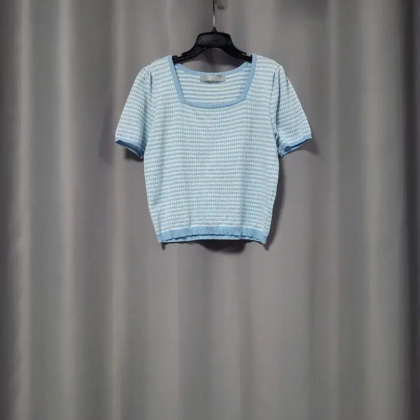 [BUNJANG] 8seconds Square Neck Knit Sky Blue / 에잇세컨즈 스퀘어넥 니트 하늘색