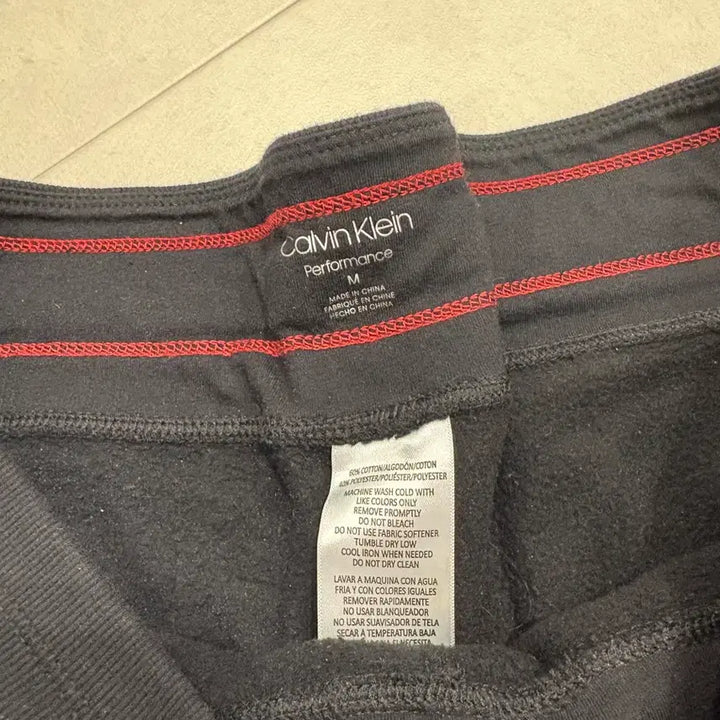 [BUNJANG] Calvin Klein Black Training Pants / 캘빈클라인 블랙 트레이닝 바지
