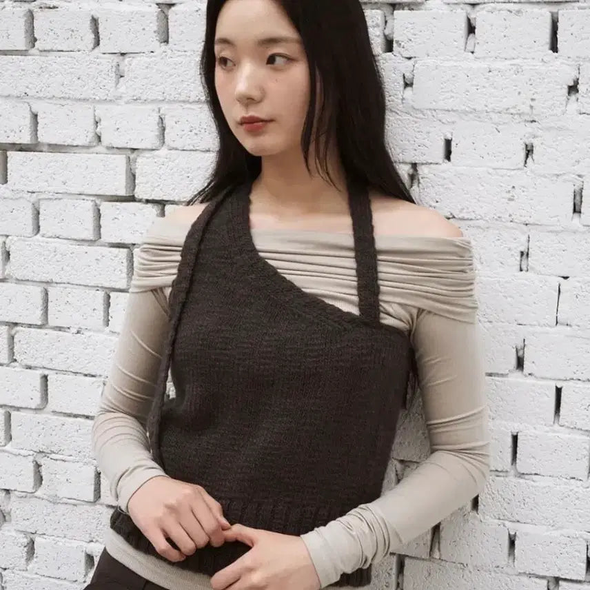 [BUNJANG] Ouro Wool Button Top Vest - Ivory / 아우로 울 버튼 탑 (니트 베스트 / 아이보리)