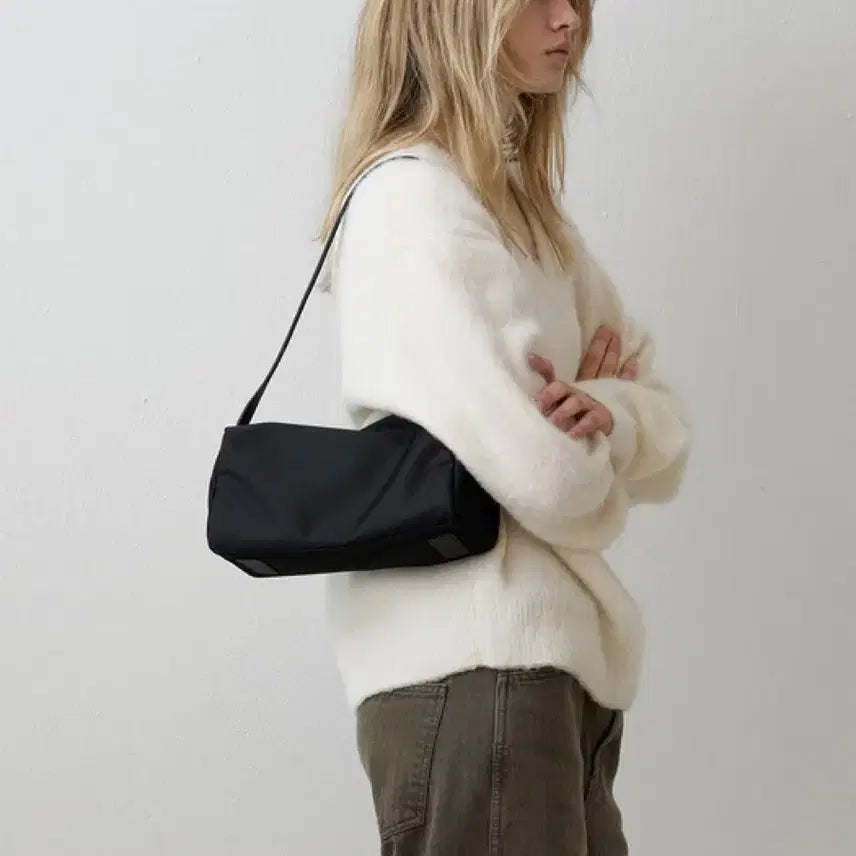 [BUNJANG] Facade Pattern Easy Cabin Bag Medium Black / [파사드패턴] 이지 캐빈 백 미디엄 블랙
