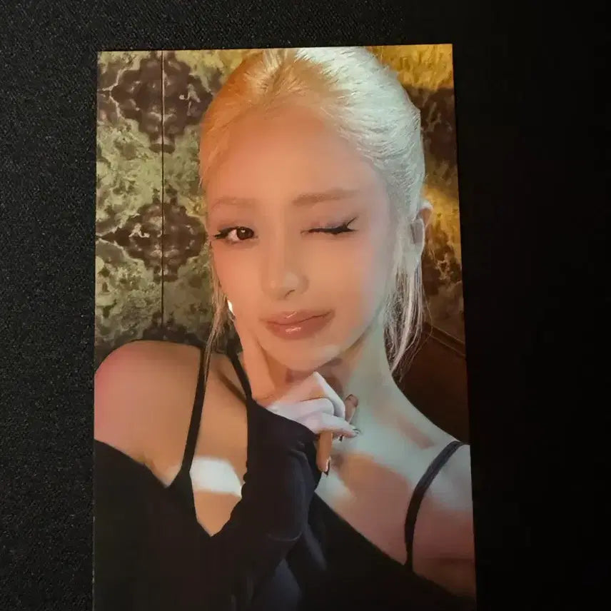 [BUNJANG] LE SSERAFIM Heo Yun Jin Celebration Official Photocard / 르세라핌 허윤진 셀레브레이션 공방포카