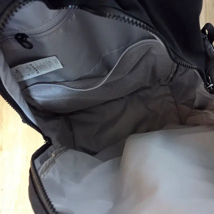 [BUNJANG] Nike Aura Backpack 24L / 나이키 아우라 백팩 24L