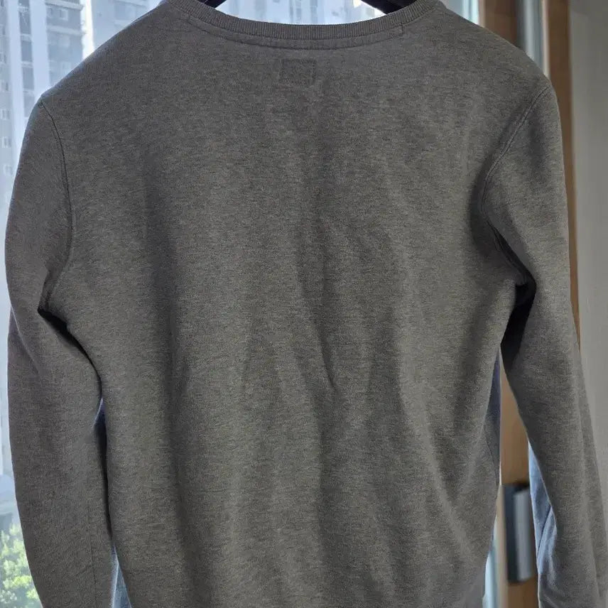 [BUNJANG] CP Company Grey Crewneck Sweatshirt / CP컴퍼니 그레이 맨투맨 티셔츠 (정품)