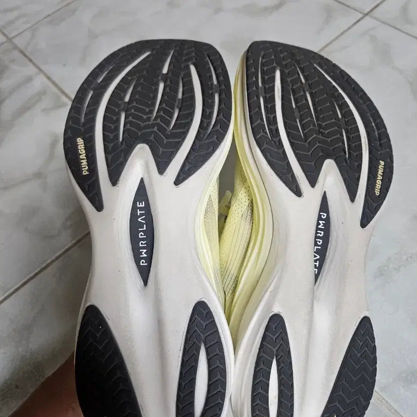 [BUNJANG] Puma Deviate Nitro 3 Running Shoes / 푸마 디비에이트나이트로3 285