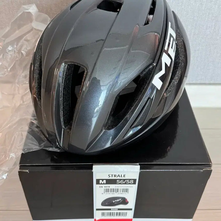 [BUNJANG] New MET Strale Helmet / 신품 메트 스트랄레 헬멧
