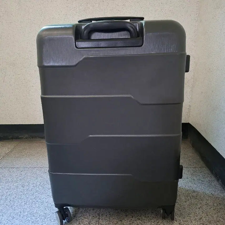 [BUNJANG] American Tourister 24-inch Grey Spinner Suitcase / 아메리칸투어리스터 회색 24인치 캐리어 팝니다.