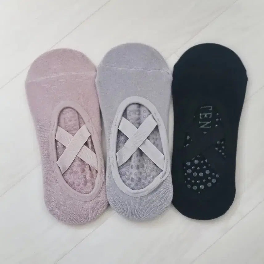 [BUNJANG] Pilates Yoga Non-Slip Socks 3-Pair Bundle / 필라테스 요가 미끄럼방지 양말 3켤레 일괄 판매