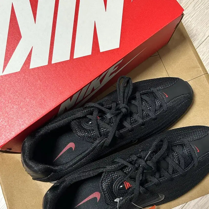 [BUNJANG] Nike Shox Z "Black University Red" / 나이키 샥스 Z 블랙 유니버시티 레드