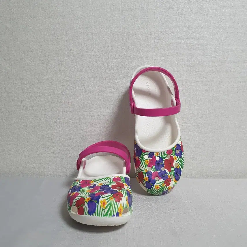 [BUNJANG] Crocs Karin Graphic Clogs Floral White W6 / 230mm 크록스 카린 그래픽 클로그 플로럴 W6