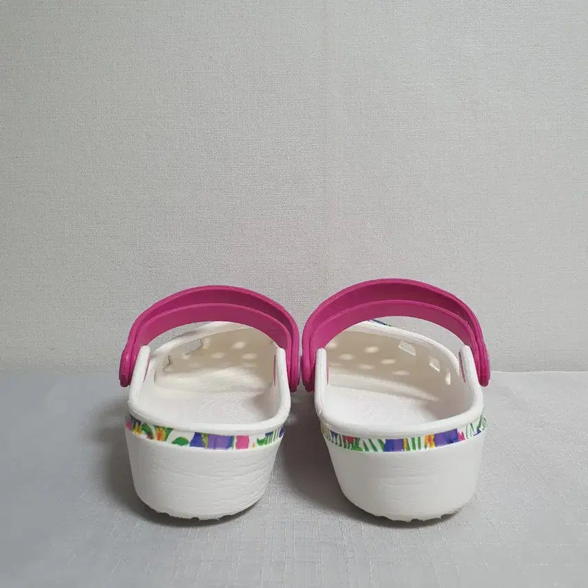 [BUNJANG] Crocs Karin Graphic Clogs Floral White W6 / 230mm 크록스 카린 그래픽 클로그 플로럴 W6