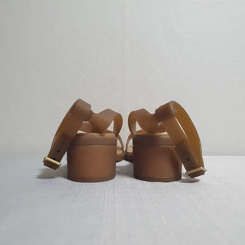 [BUNJANG] Crocs Isabella Block Heel Sandals Bronze W6 / 230mm 크록스 이자벨라 블록힐 샌들 브론즈 W6