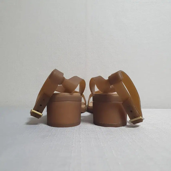 [BUNJANG] Crocs Isabella Block Heel Sandals Bronze W6 / 230mm 크록스 이자벨라 블록힐 샌들 브론즈 W6