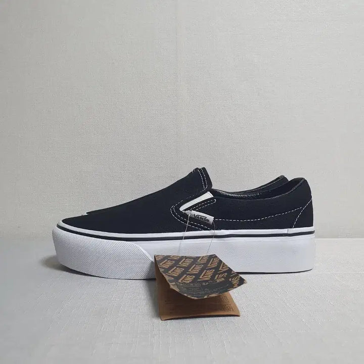 [BUNJANG] Vans Classic Slip-On Platform Black Shoes / 반스 클래식 슬립온 플랫폼 블랙 235mm