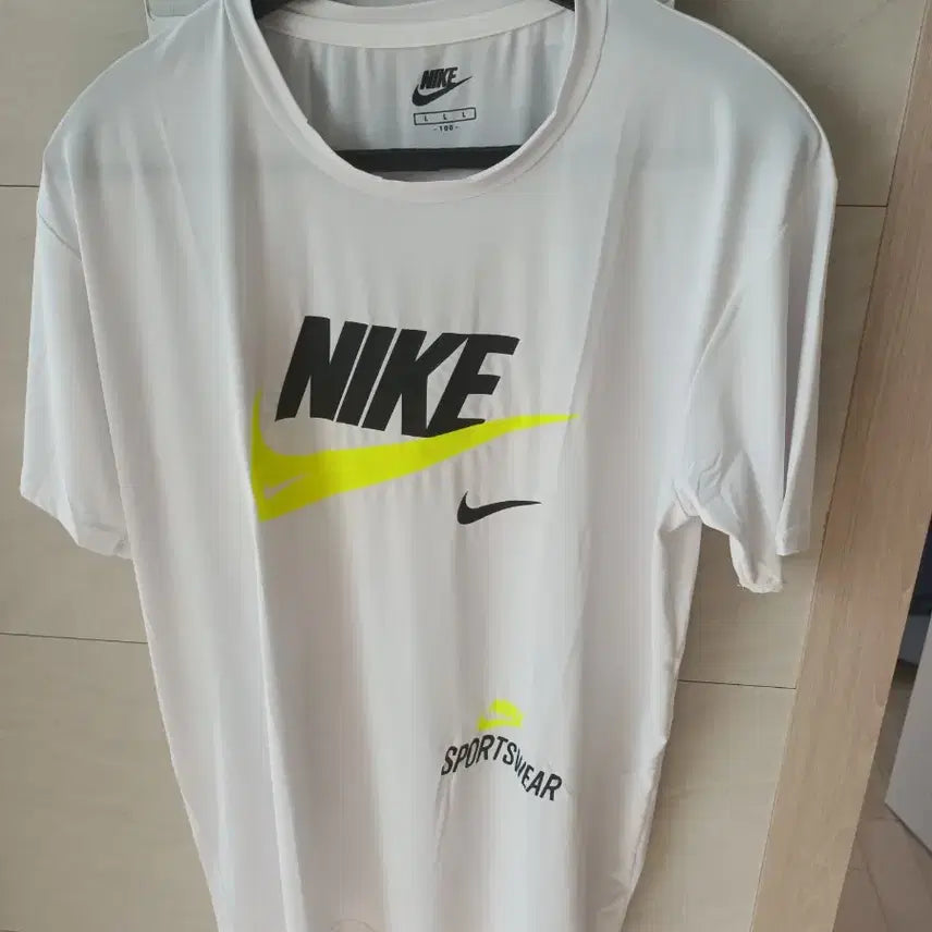 [BUNJANG] Nike Swoosh Short Sleeve T-Shirt (L, 100) / 나이키 스우시 반팔 티셔츠 L 100 새상품