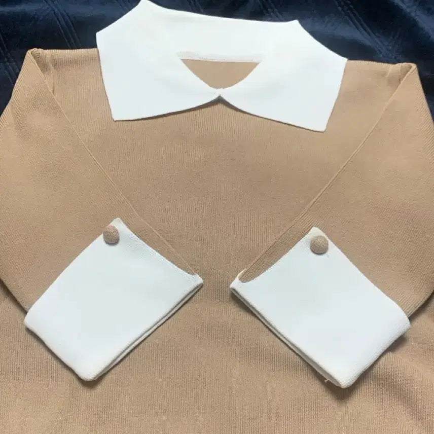 [BUNJANG] Colorblock Knit T-Shirt Short Sleeve / 카라 배색 니트 티셔츠 반팔