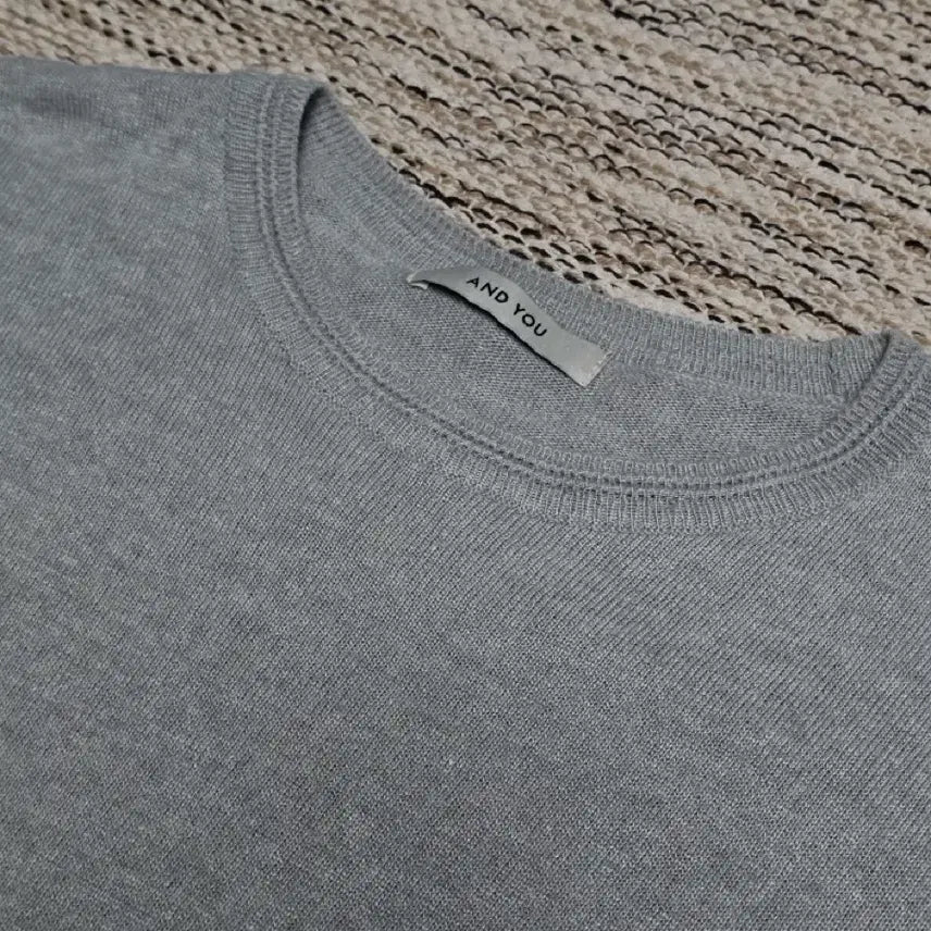 [BUNJANG] ANDYOU Round Neck Loose Fit Knit / 앤유 / 라운드넥 루즈핏 니트
