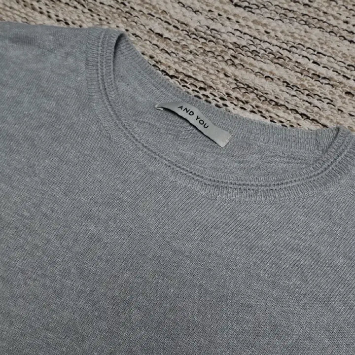 [BUNJANG] ANDYOU Round Neck Loose Fit Knit / 앤유 / 라운드넥 루즈핏 니트