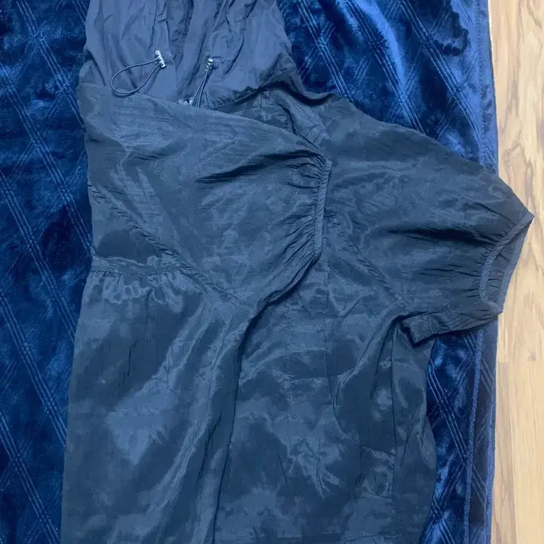 [BUNJANG] Black Short-Sleeve Hoodie Anorak / 반팔 후드 아노락 검정