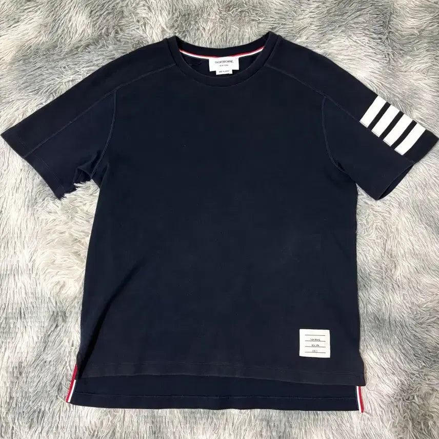 [BUNJANG] Thom Browne Navy T-Shirt / [2] 톰브라운 네이비 반팔