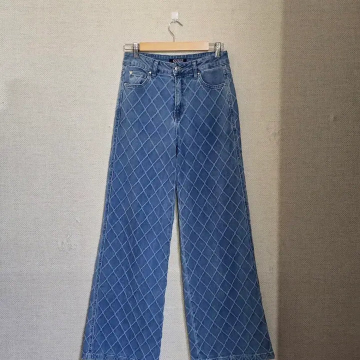 [BUNJANG] Guess Black Label Quilted Denim Pants Size 26 / 게스 블랙라벨 퀄팅 데님 팬츠26(25년도)
