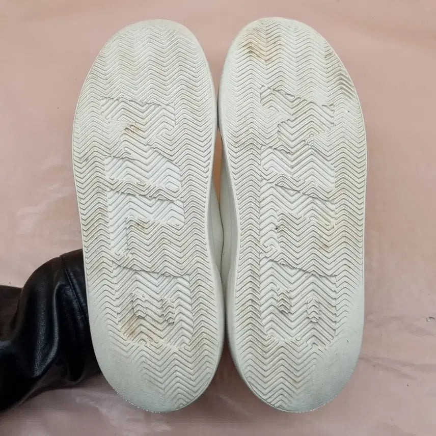 [BUNJANG] MLB New York Yankees Sneakers (240) / MLB 뉴욕양키즈 스니커즈 240