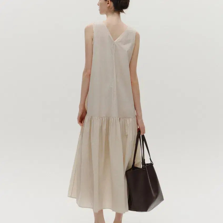 [BUNJANG] SIESIE Ruffle Hem Dress Cream / 시에 러플헴드레스 크림 F사이즈 롱기장