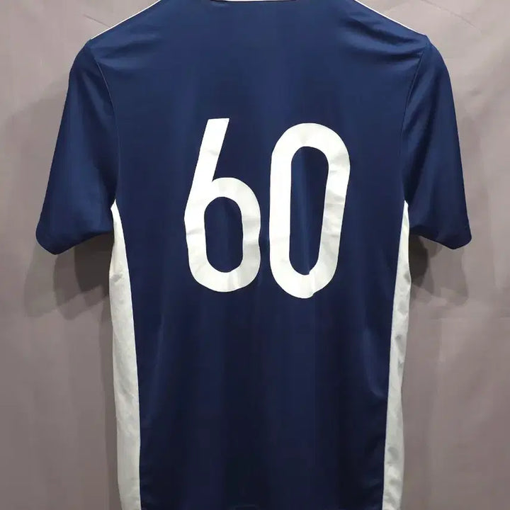 [BUNJANG] Adidas Entrada 18 T-Shirt Jersey Size 100 (L) / 아디다스 엔트라다18 반팔 저지 100
