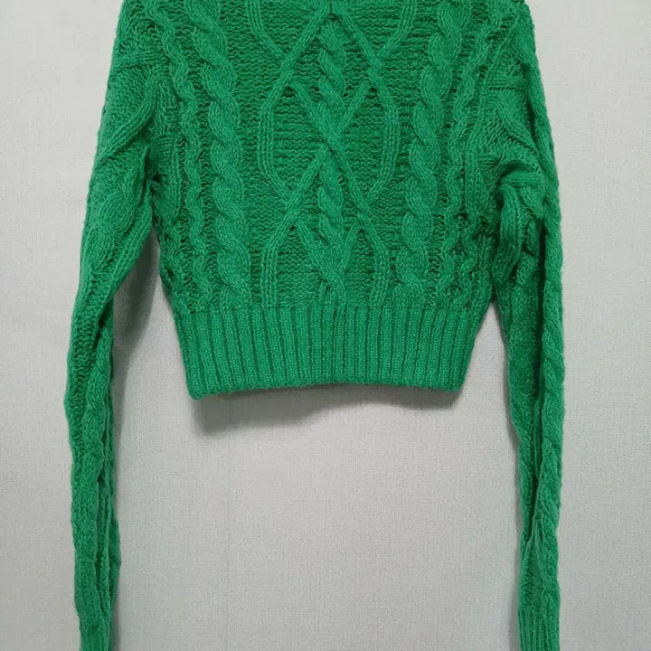 [BUNJANG] Playdi Green Cable Cropped Knit / 플레이디 그린 꽈배기 크롭 니트