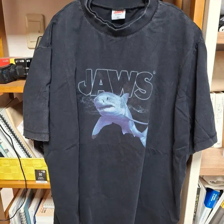 [SOLD OUT] [L] 파르티멘토 x 죠스 JAWS 반팔 티셔츠