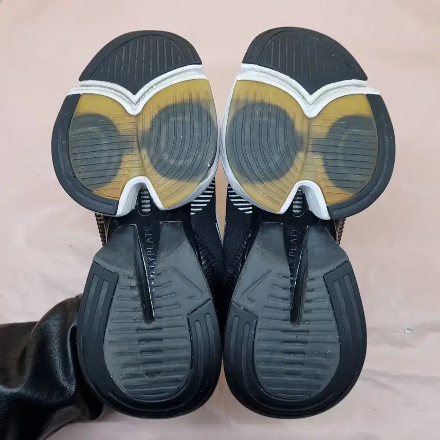 [BUNJANG] Nike Air Zoom Superrep 2 Sneakers / 나이키 에어줌 슈퍼렙2 운동화250