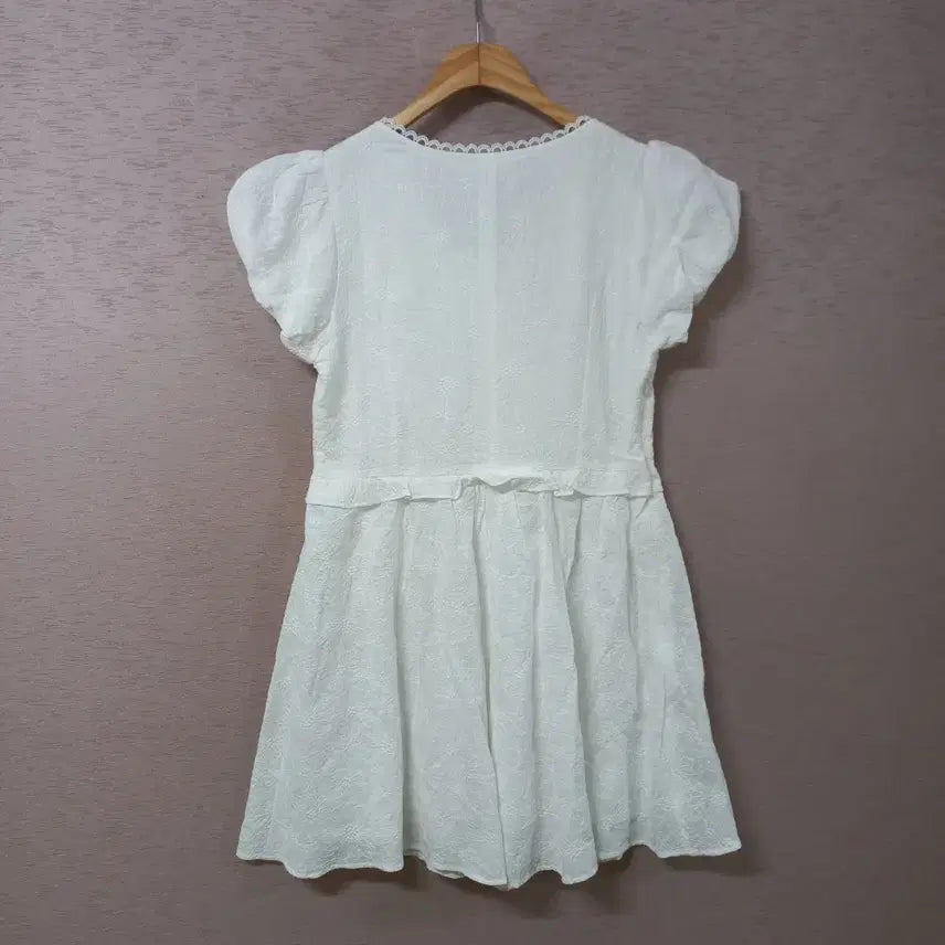 [BUNJANG] RAINY DESIGN White Embroidery Dress / B5-8/RAINY DESIGN 화이트 자수 원피스 여성