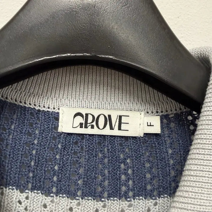 [BUNJANG] Grove Stripe Knit Zip-Up Cardigan / 그로브 스트라이프 니트 집업 55